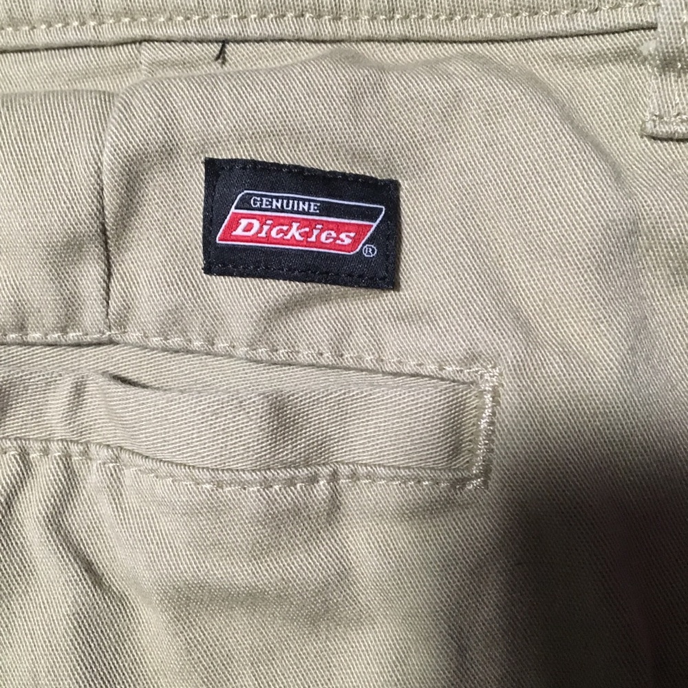 Women’s dickes